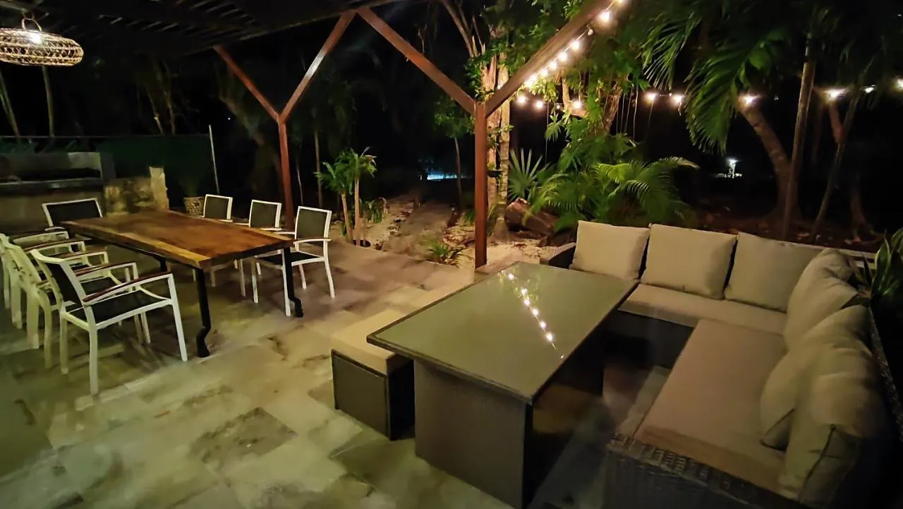 Beautiful House In Playacar 4 Bedrooms Beach Tennis Ac Playa del Carmen